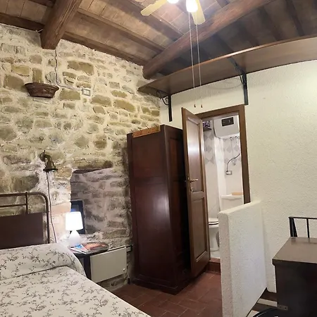 Castello Di Francocci Assisi Apartmán *