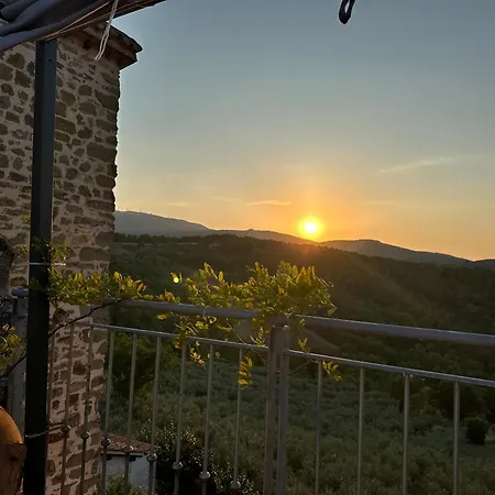 Castello Di Francocci Assisi *