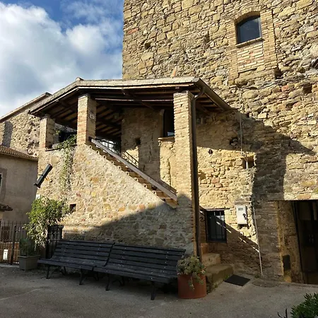Castello Di Francocci Assisi *